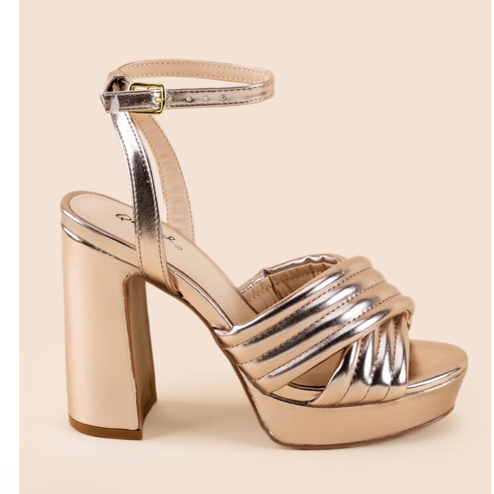 Qupid Metallic Rose Gold Platform Block Heel Sandals with Ankle Strap